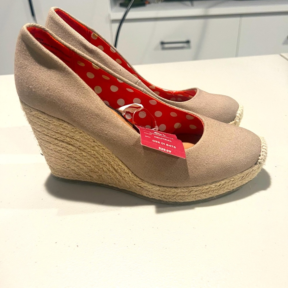 NWT Beige Wedge Espadrilles!